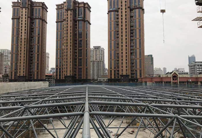 长乐螺栓球网架结构